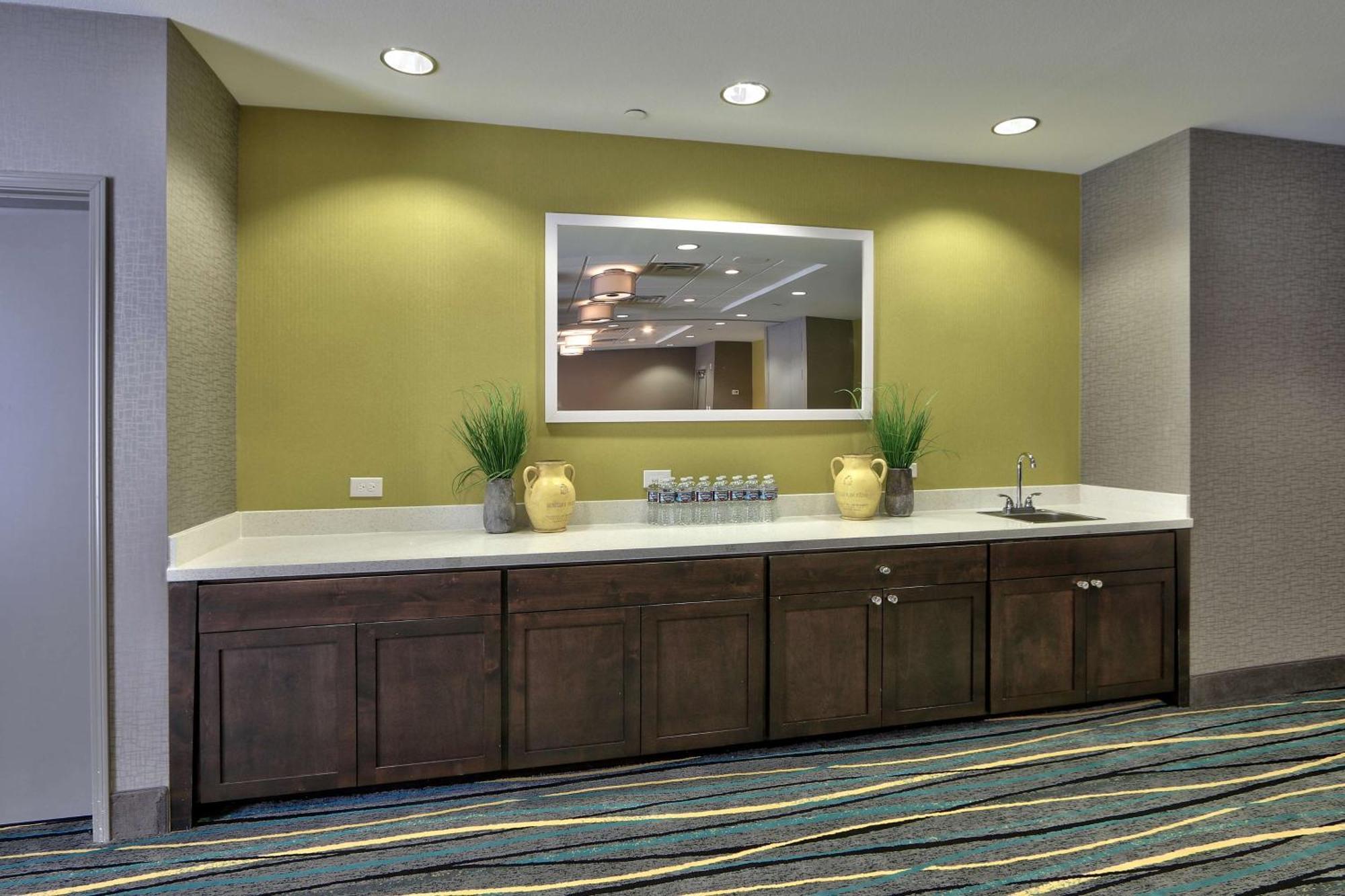 Hampton Inn & Suites Albuquerque Airport Ngoại thất bức ảnh