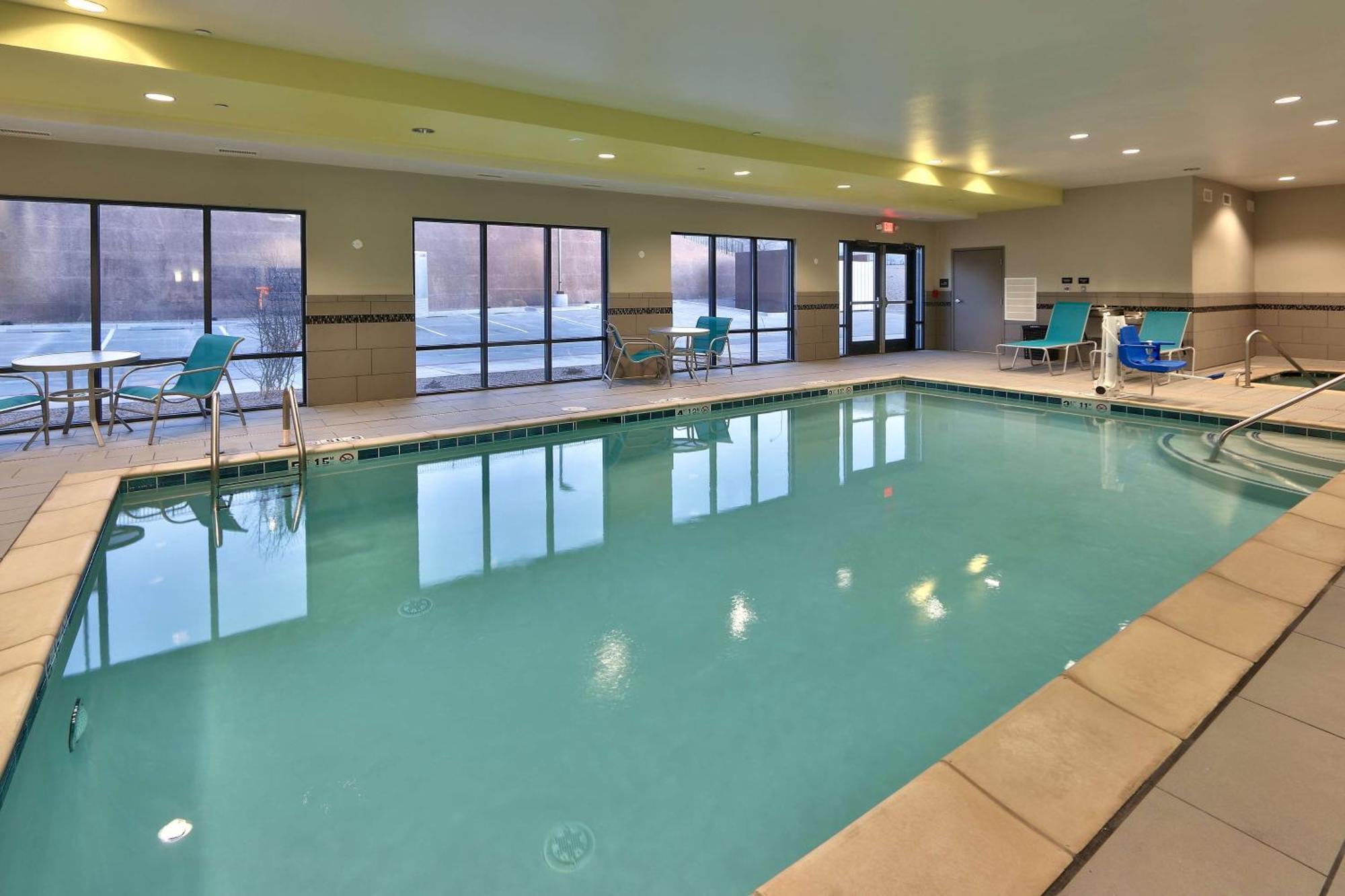 Hampton Inn & Suites Albuquerque Airport Ngoại thất bức ảnh